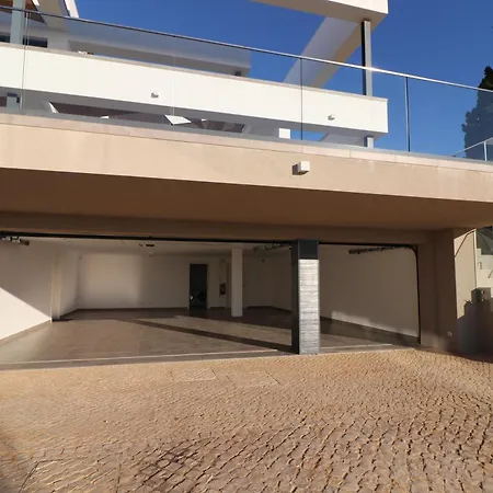 Villa Vanguard *