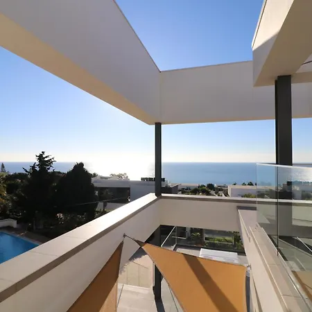 Vanguard Villa *