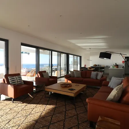 Vanguard Villa *
